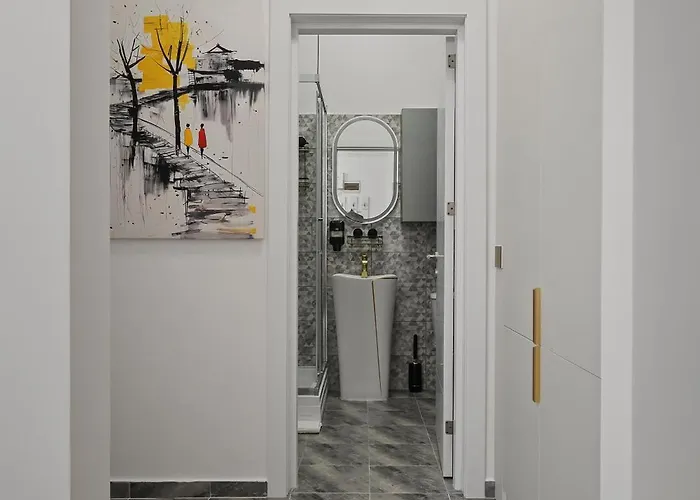 Appartement Near By Hockey Arena Boekarest